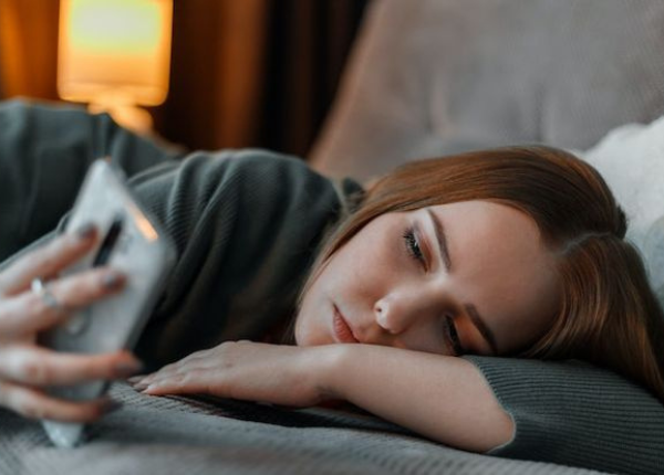 Mất ngủ kéo dài bao lâu được coi là dấu hiệu bất thường? 